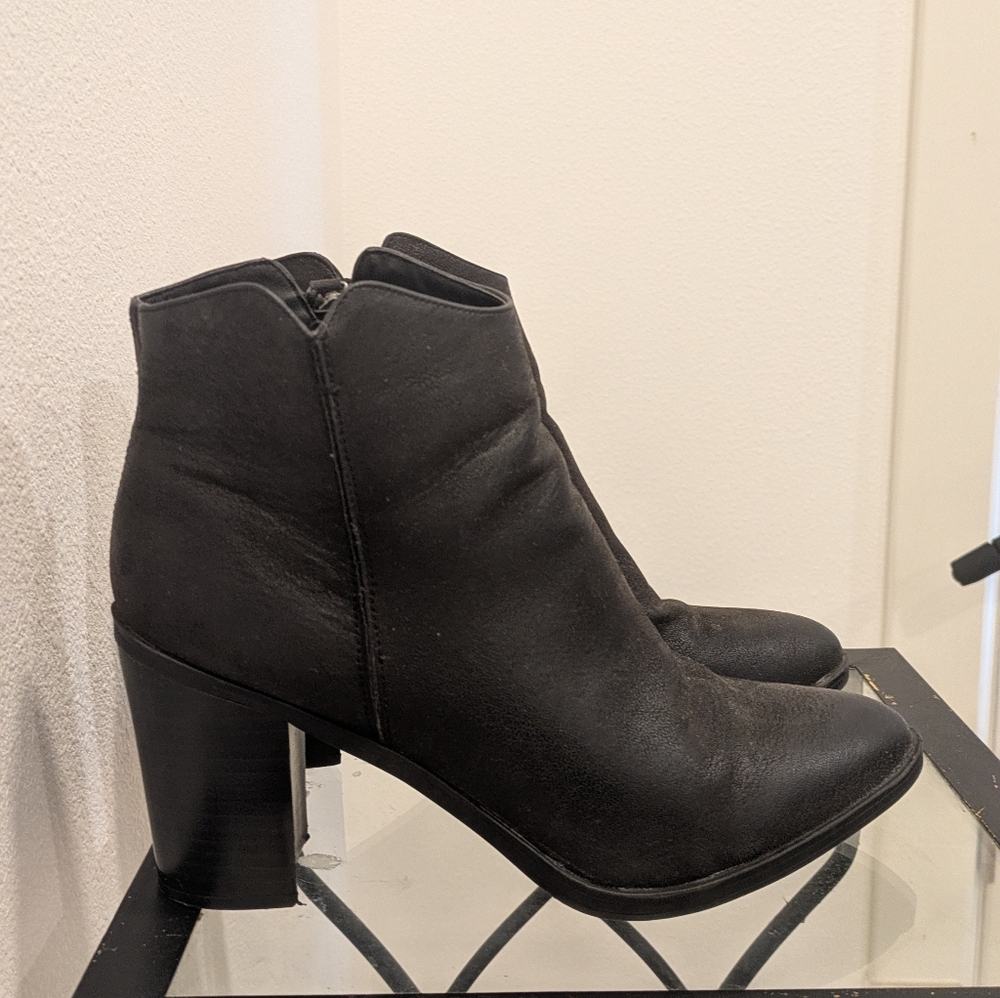 Black Ankle Boots - MIA - size 9